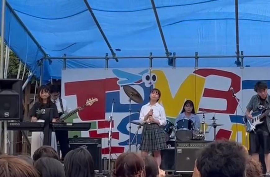 野外ライブ/ギター部